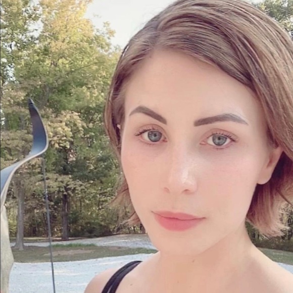 Meet your Posher, Jen - Picture 1 of 1